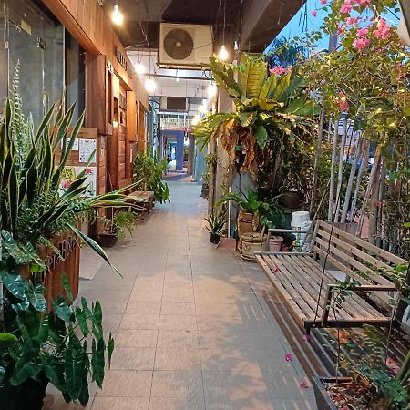 Myera Hotel Banting Kültér fotó