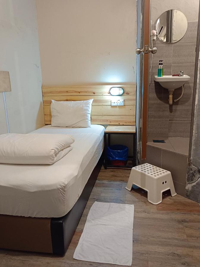 Myera Hotel Banting Kültér fotó