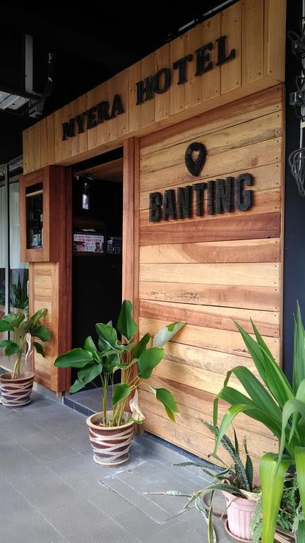 Myera Hotel Banting Kültér fotó